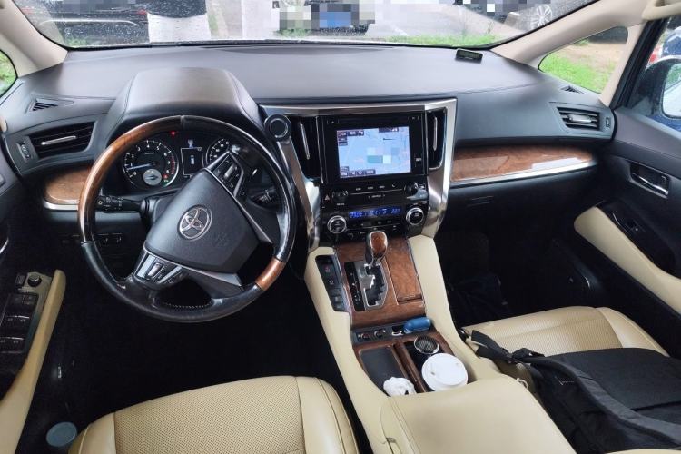 Used Toyota Alphard 2018 3.5L Prestige Edition Center Console
