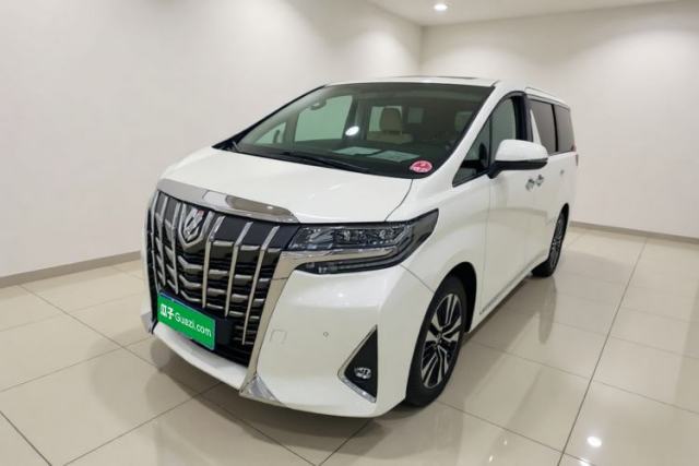Toyota Alphard 2018 Revised Version 3.5L Luxury Edition с пробегом