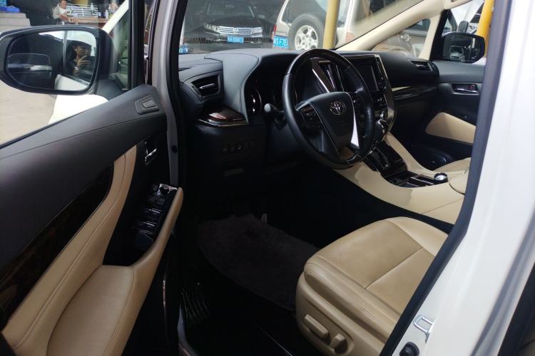 Used Toyota Alphard 2018 Revised Version 3.5L Luxury Edition Driver Seat