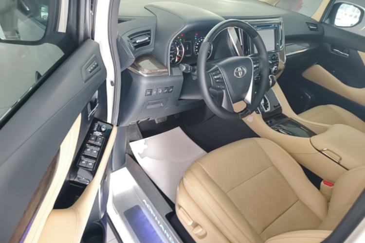 Used Toyota Alphard 2018 Revised Version 3.5L Premium Edition Driver Seat