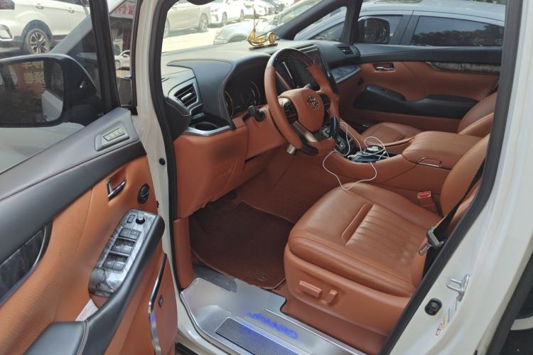 Used Toyota Alphard 2018 Revised Version 3.5L Luxury Edition Driver Seat