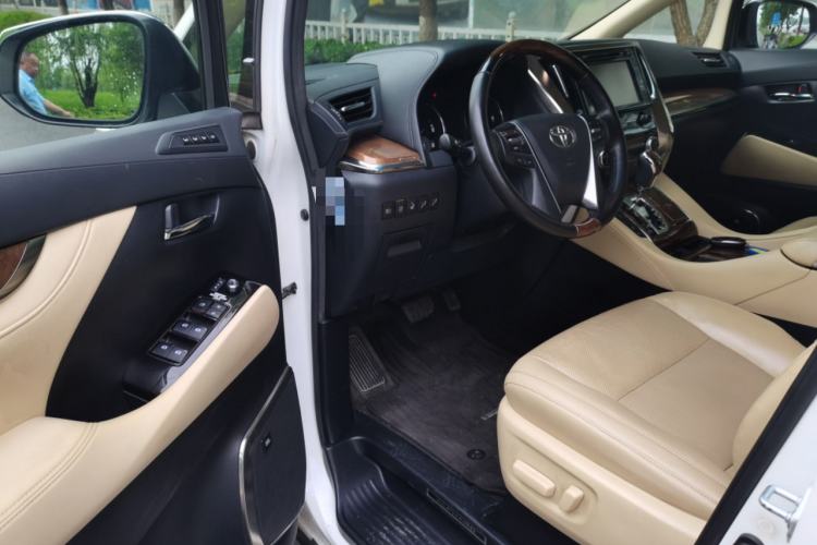Used Toyota Alphard 2018 3.5L Luxury Edition Driver Seat