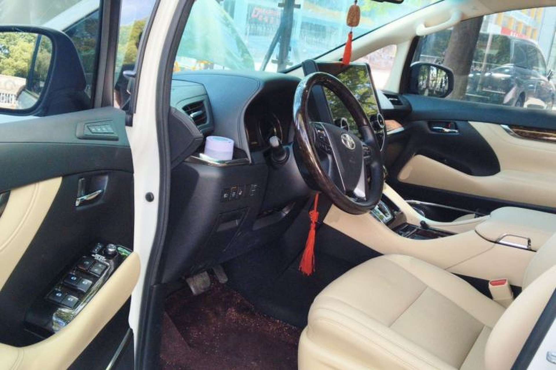 Used Toyota Alphard 2018 Revised Version 3.5L Luxury Edition Driver Seat