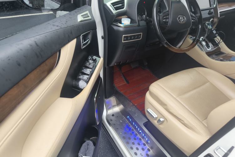 Used Toyota Alphard 2018 3.5L Prestige Edition Driver Seat