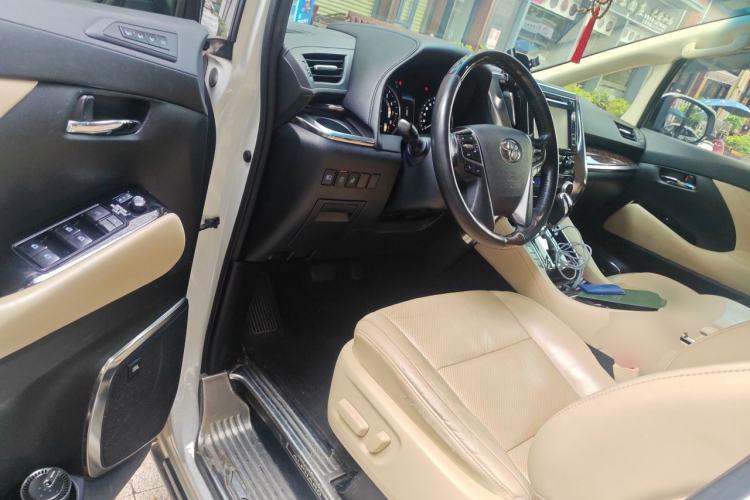 Used Toyota Alphard 2018 Revised Version 3.5L Luxury Edition Driver Seat
