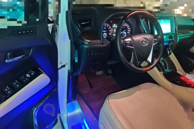 Used Toyota Alphard 2018 3.5L Prestige Edition Driver Seat