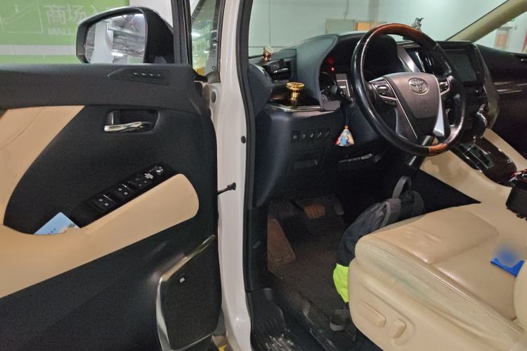 Used Toyota Alphard 2018 3.5L Prestige Edition Driver Seat
