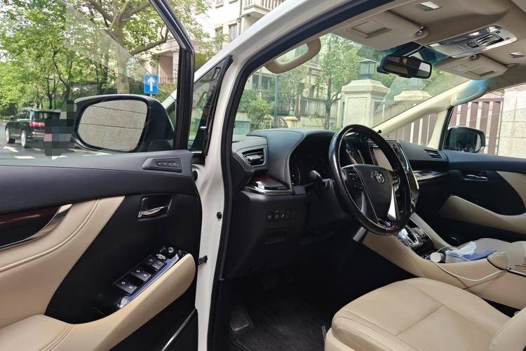 Used Toyota Alphard 2018 3.5L Luxury Edition Driver Seat