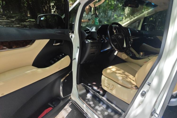 Used Toyota Alphard 2018 Revised Version 3.5L Luxury Edition Driver Seat