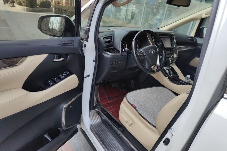 Used Toyota Alphard 2018 Revised Version 3.5L Premium Edition Driver Seat