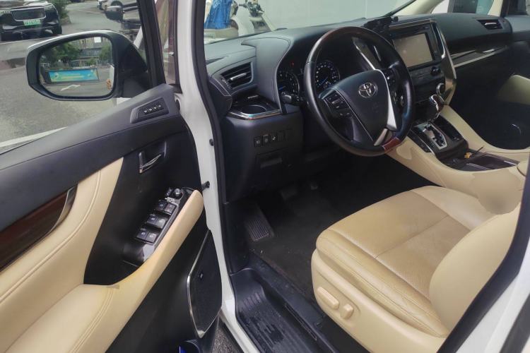 Used Toyota Alphard 2018 3.5L Luxury Edition Driver Seat