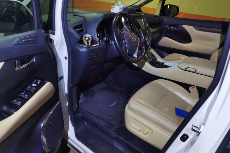 Used Toyota Alphard 2018 Revised Version 3.5L Premium Edition Driver Seat