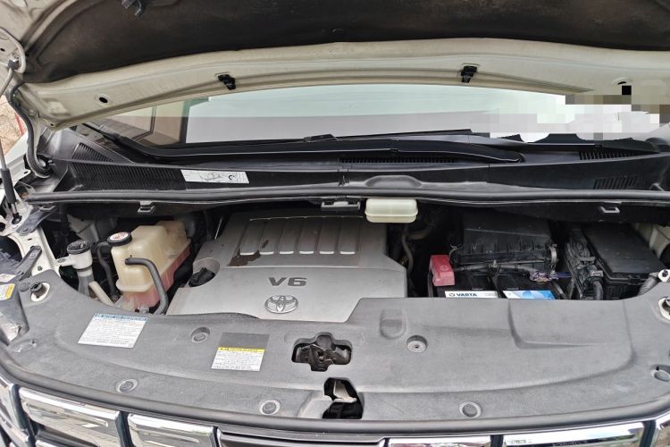 Used Toyota Alphard 2018 3.5L Luxury Edition Engine Bay