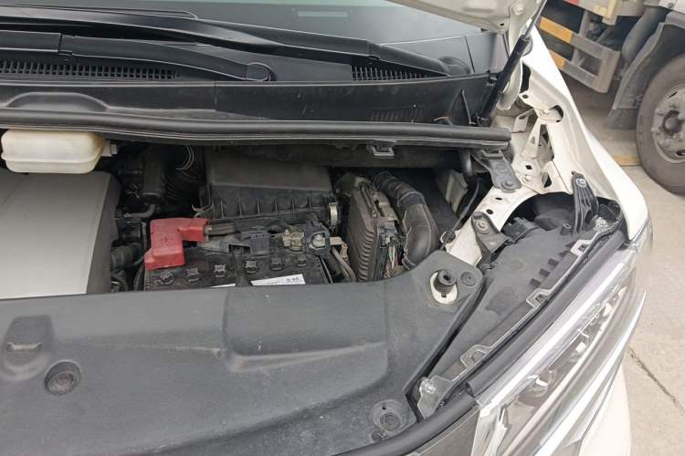 Used Toyota Alphard 2018 Revised Version 3.5L Premium Edition Engine Bay Left