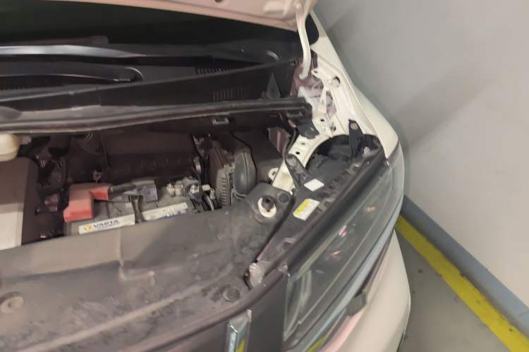 Used Toyota Alphard 2018 3.5L Prestige Edition Engine Bay Left