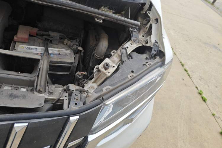 Used Toyota Alphard 2018 Revised Version 3.5L Premium Edition Engine Bay Left