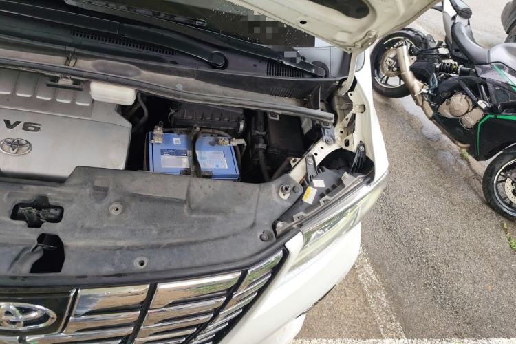 Used Toyota Alphard 2018 3.5L Prestige Edition Engine Bay Left
