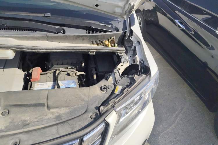 Used Toyota Alphard 2018 3.5L Luxury Edition Engine Bay Left