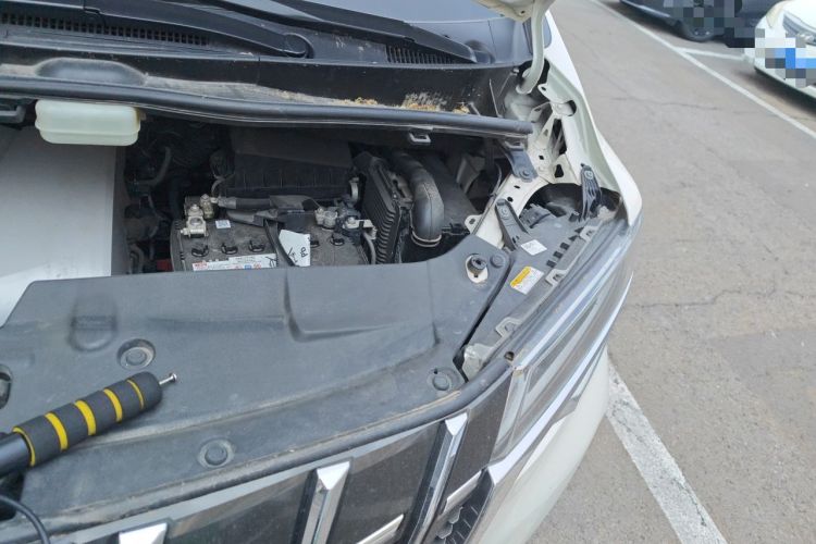 Used Toyota Alphard 2018 Revised Version 3.5L Premium Edition Engine Bay Left
