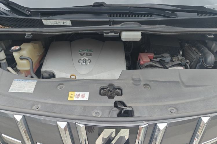 Used Toyota Alphard 2018 Revised Version 3.5L Premium Edition Engine Bay