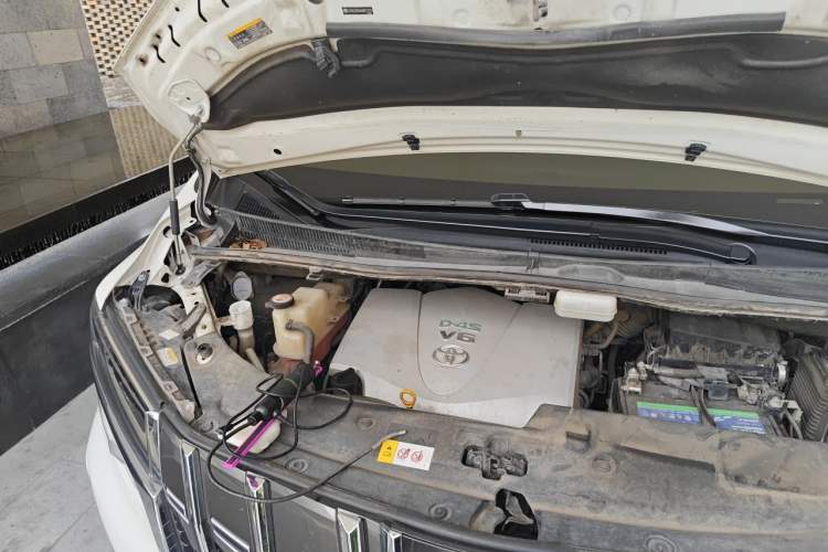 Used Toyota Alphard 2018 Revised Version 3.5L Premium Edition Engine Bay Right