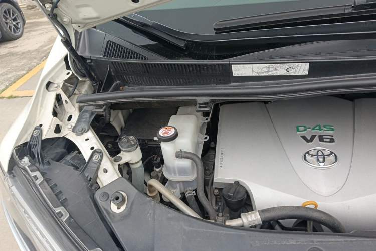 Used Toyota Alphard 2018 Revised Version 3.5L Premium Edition Engine Bay Right