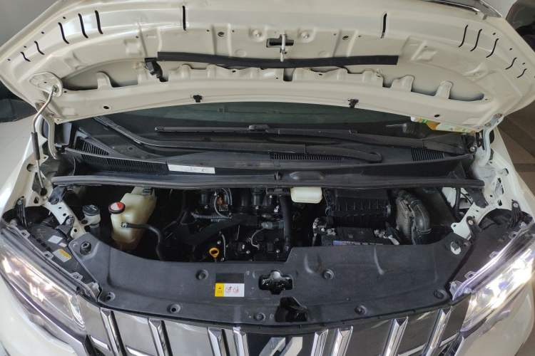 Used Toyota Alphard 2018 Revised Version 3.5L Premium Edition Engine Bay