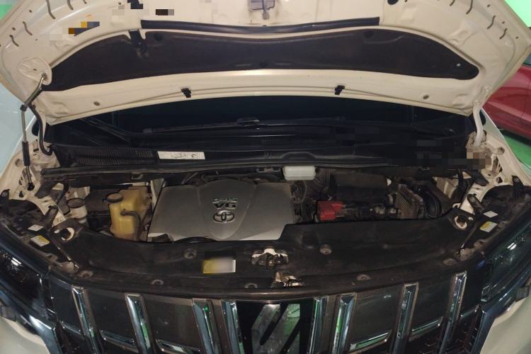 Used Toyota Alphard 2018 Revised Version 3.5L Luxury Edition Engine Bay