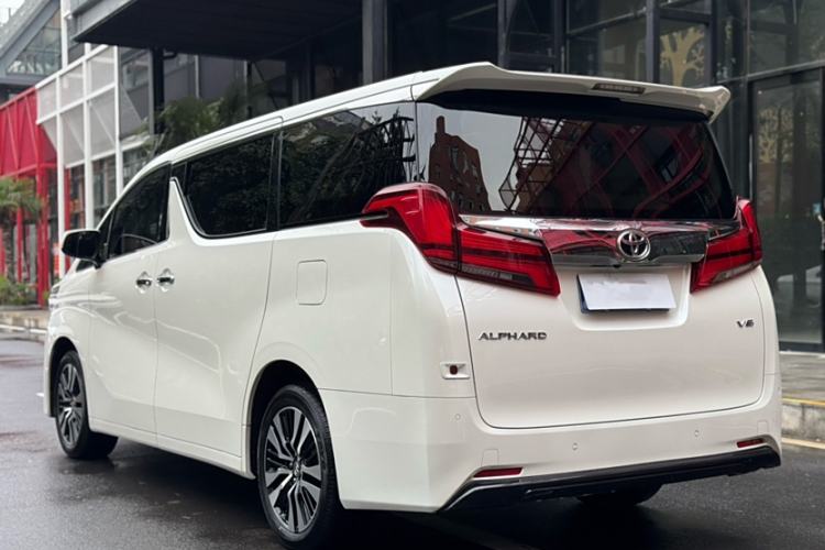 Used Toyota Alphard 2018 Revised Version 3.5L Luxury Edition Exterior 3