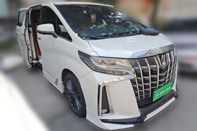 Used Toyota Alphard 2018 Revised Version 3.5L Luxury Edition Front Right 45 Deg