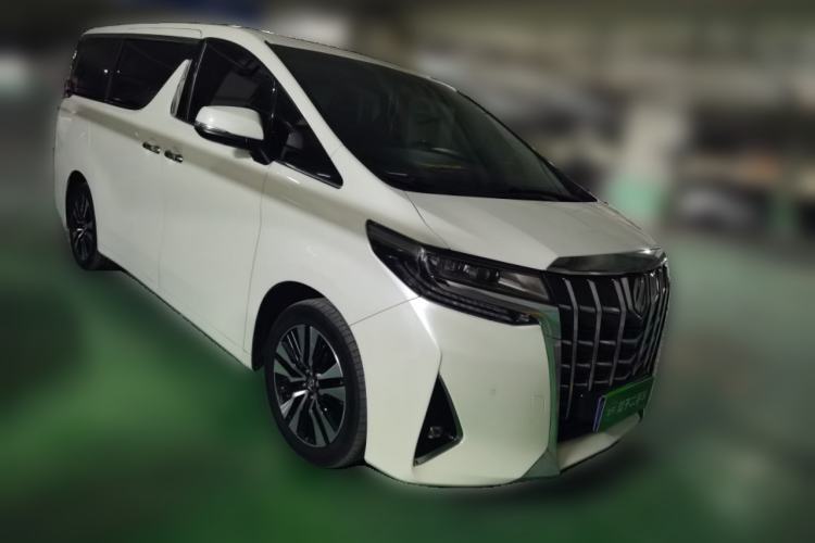 Used Toyota Alphard 2018 Revised Version 3.5L Premium Edition Front Right 45 Deg