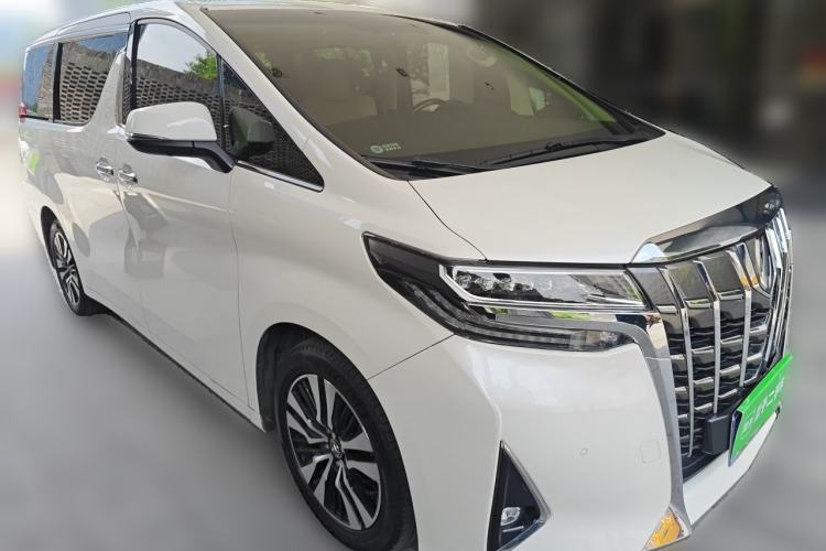 Used Toyota Alphard 2018 Revised Version 3.5L Premium Edition Front Right 45 Deg