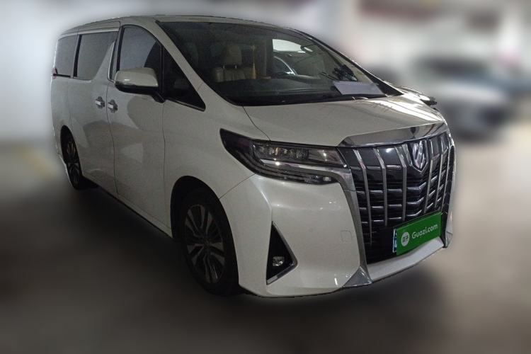 Used Toyota Alphard 2018 Revised Version 3.5L Luxury Edition Front Right 45 Deg