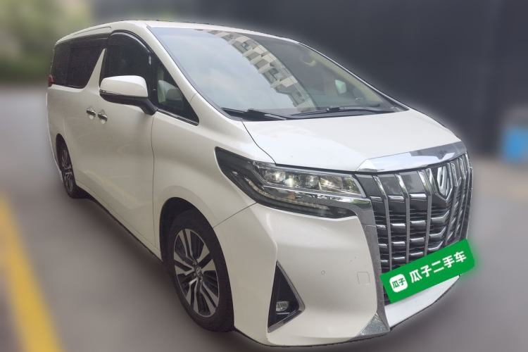 Used Toyota Alphard 2018 Revised Version 3.5L Luxury Edition Front Right 45 Deg