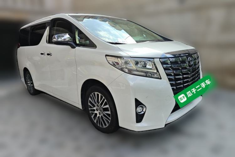 Used Toyota Alphard 2018 3.5L Luxury Edition Front Right 45 Deg