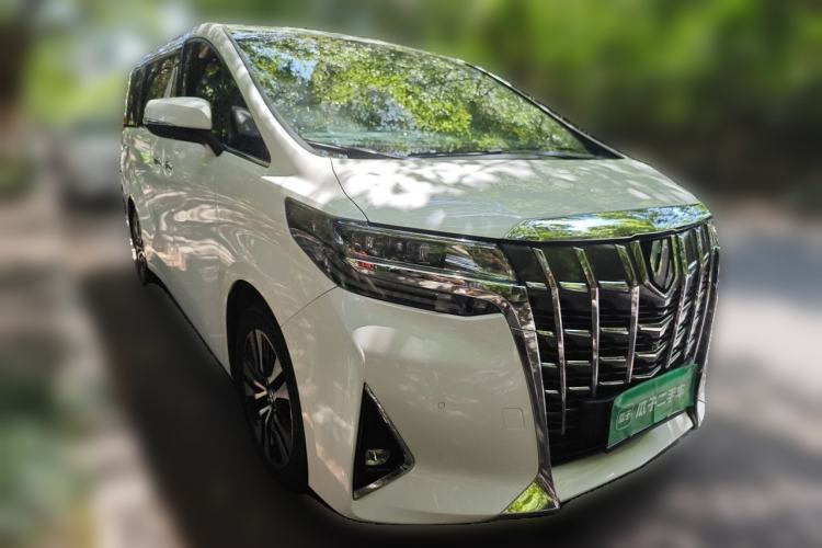 Used Toyota Alphard 2018 Revised Version 3.5L Luxury Edition Front Right 45 Deg