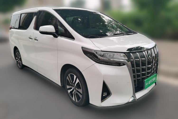 Used Toyota Alphard 2018 Revised Version 3.5L Luxury Edition Front Right 45 Deg
