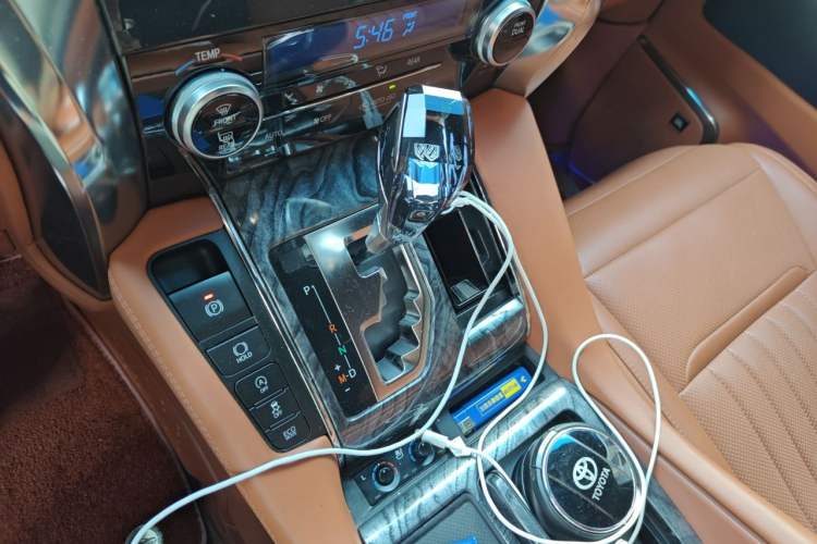 Used Toyota Alphard 2018 Revised Version 3.5L Luxury Edition Gear Lever