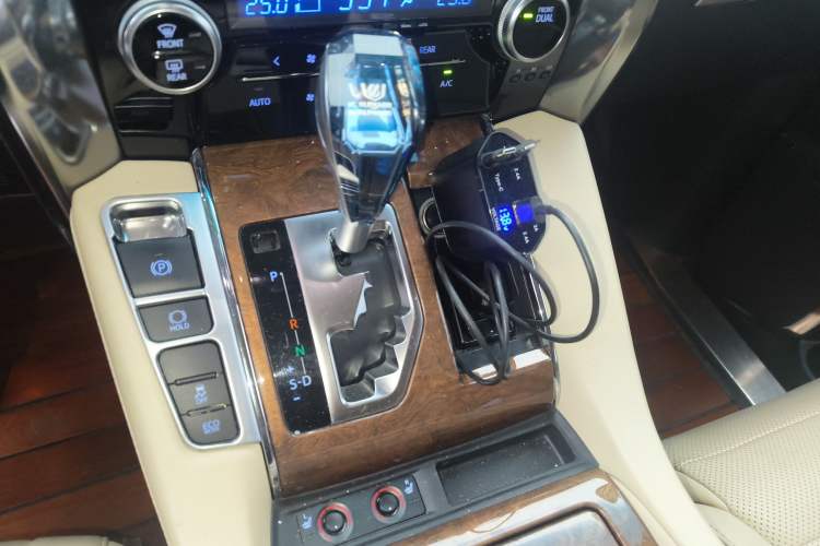 Used Toyota Alphard 2018 3.5L Prestige Edition Gear Lever