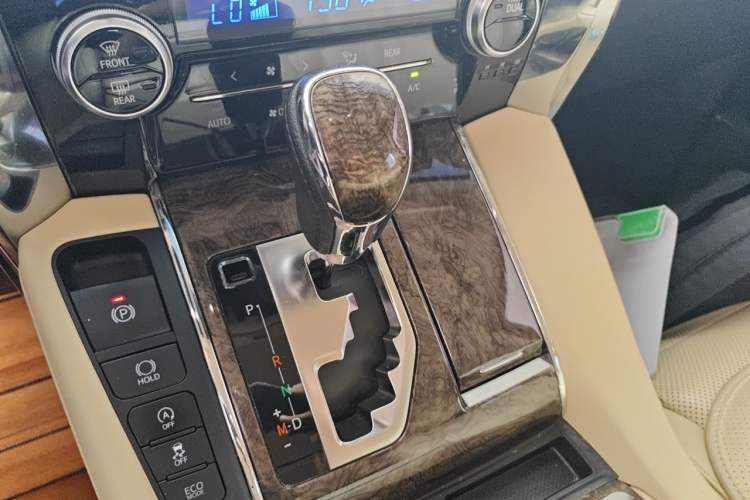 Used Toyota Alphard 2018 Revised Version 3.5L Premium Edition Gear Lever
