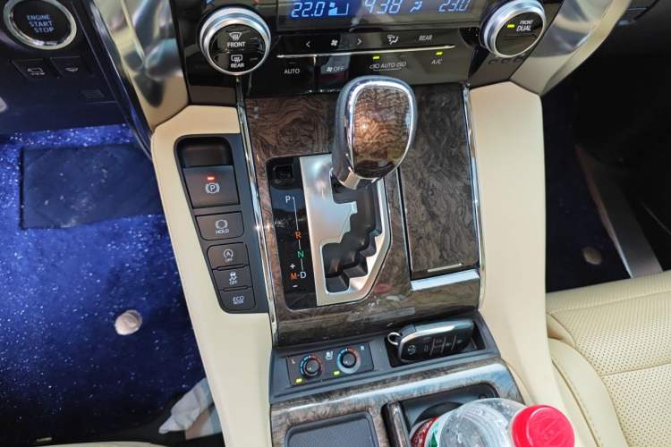 Used Toyota Alphard 2018 Revised Version 3.5L Premium Edition Gear Lever