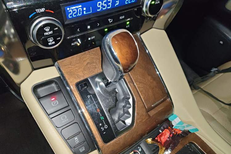 Used Toyota Alphard 2018 3.5L Prestige Edition Gear Lever