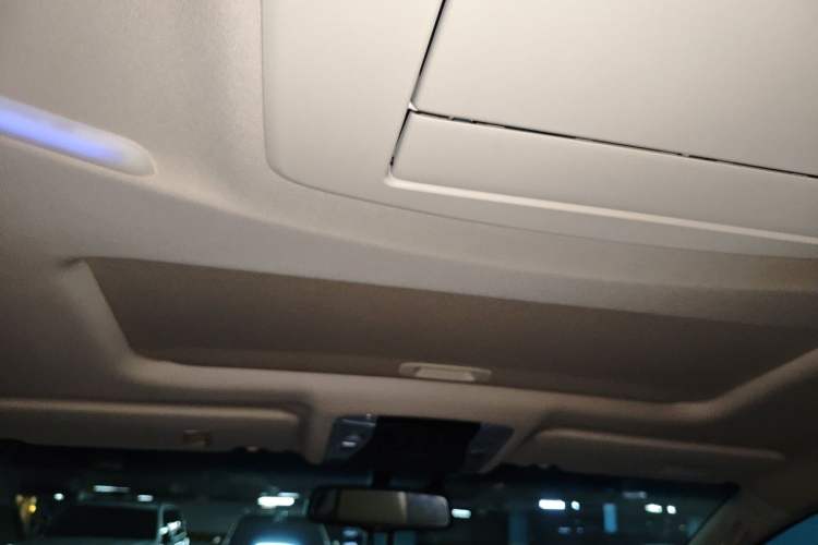 Used Toyota Alphard 2018 Revised Version 3.5L Luxury Edition Headliner