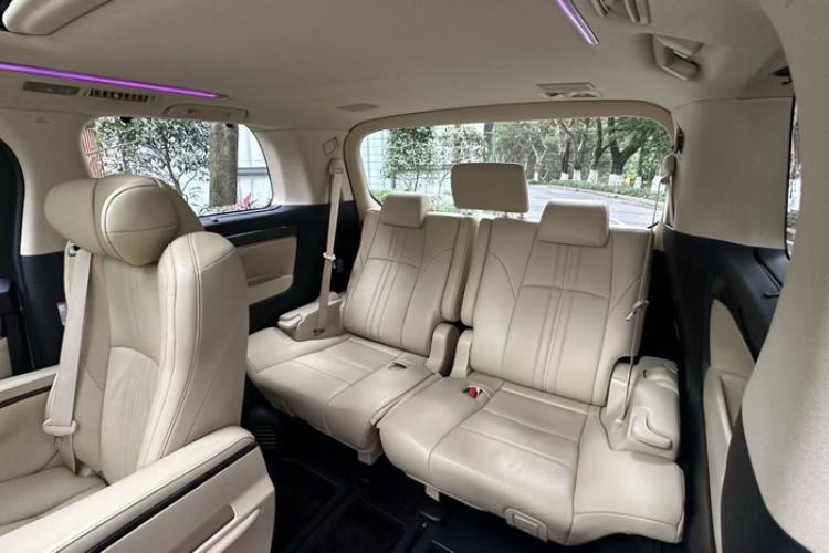 Used Toyota Alphard 2018 Revised Version 3.5L Premium Edition Interior 2