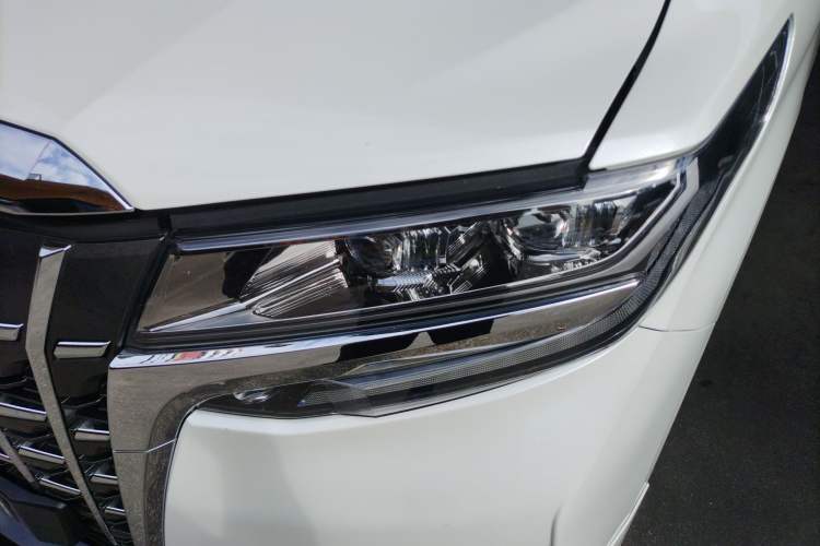 Used Toyota Alphard 2018 Revised Version 3.5L Luxury Edition Left Front Headlight