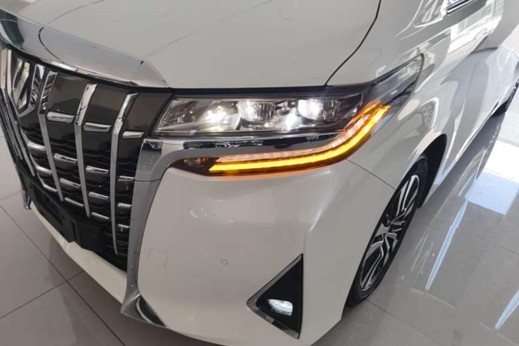 Used Toyota Alphard 2018 Revised Version 3.5L Premium Edition Left Front Headlight