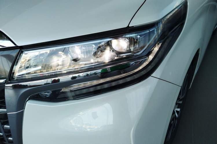 Used Toyota Alphard 2018 Revised Version 3.5L Premium Edition Left Front Headlight