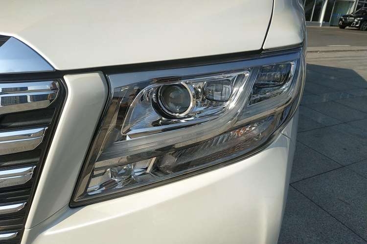 Used Toyota Alphard 2018 3.5L Prestige Edition Left Front Headlight