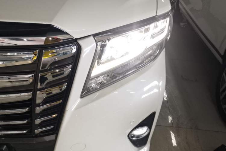 Used Toyota Alphard 2018 3.5L Prestige Edition Left Front Headlight