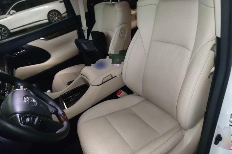 Used Toyota Alphard 2018 Revised Version 3.5L Luxury Edition Left Front Seat